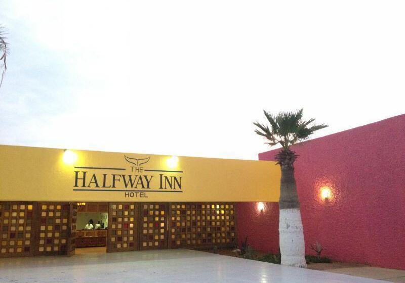 هتل The Halfway Inn