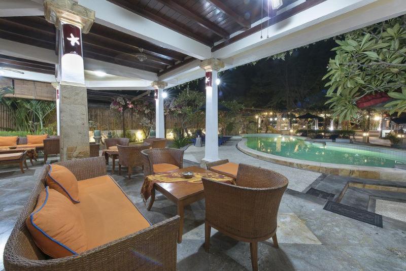 ホテル Villa Almarik