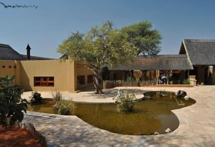 هتل Zebra Kalahari Lodge