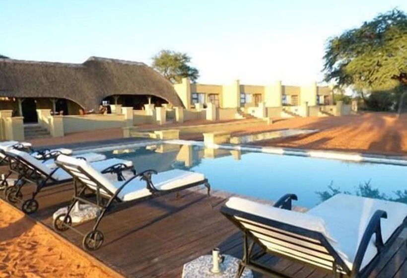 هتل Zebra Kalahari Lodge