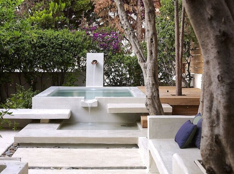 Iridachic Boutique Hotel & Spa