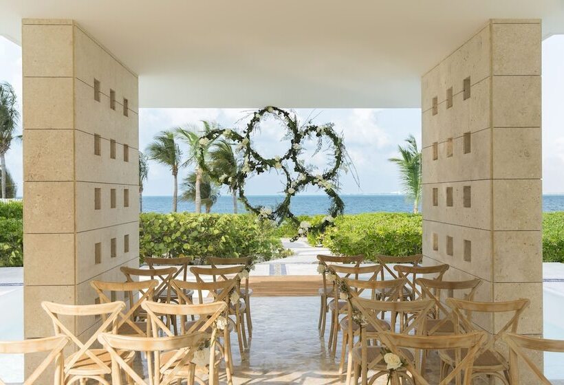 Resort Excellence Playa Mujeres All Inclusive Adults Only