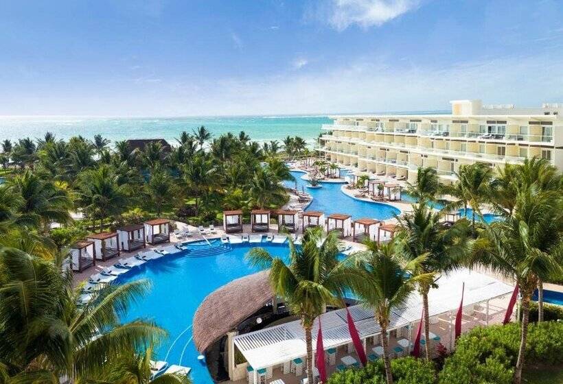استراحتگاه Iberostar Selection Riviera Cancún