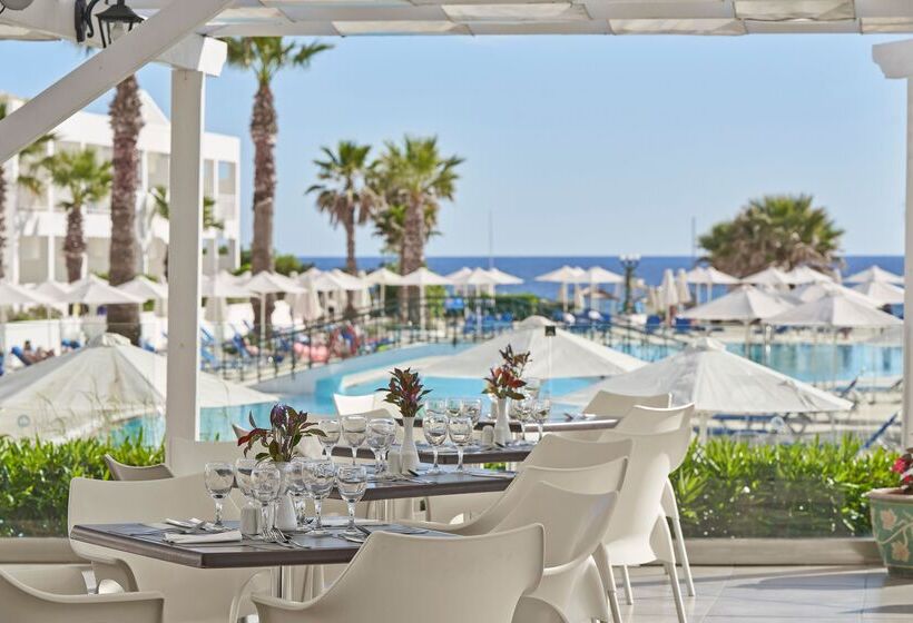Sandy Beach Resort