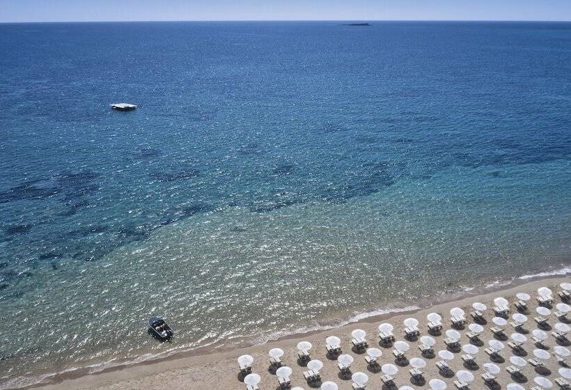 Sandy Beach Resort
