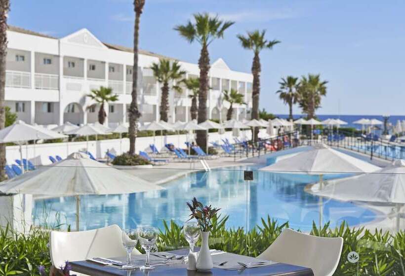 Sandy Beach Resort