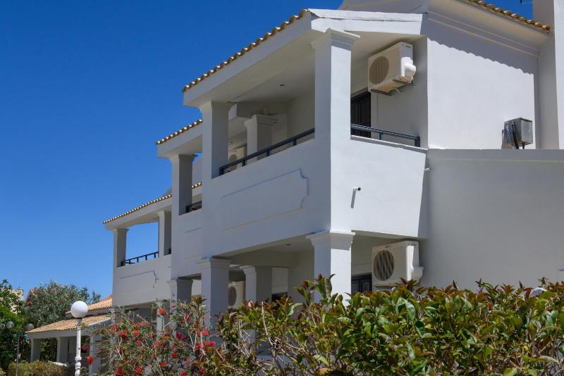 Corfu Sungate