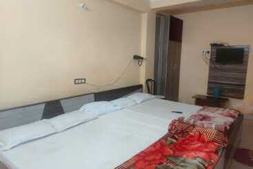 هتل Goroomgo Barsha Resort Digha