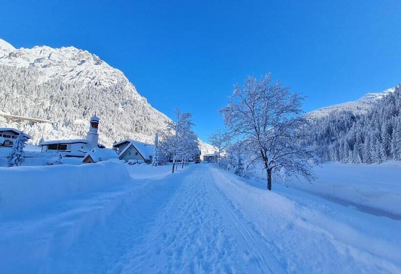 فندق Der Klostertalerhof