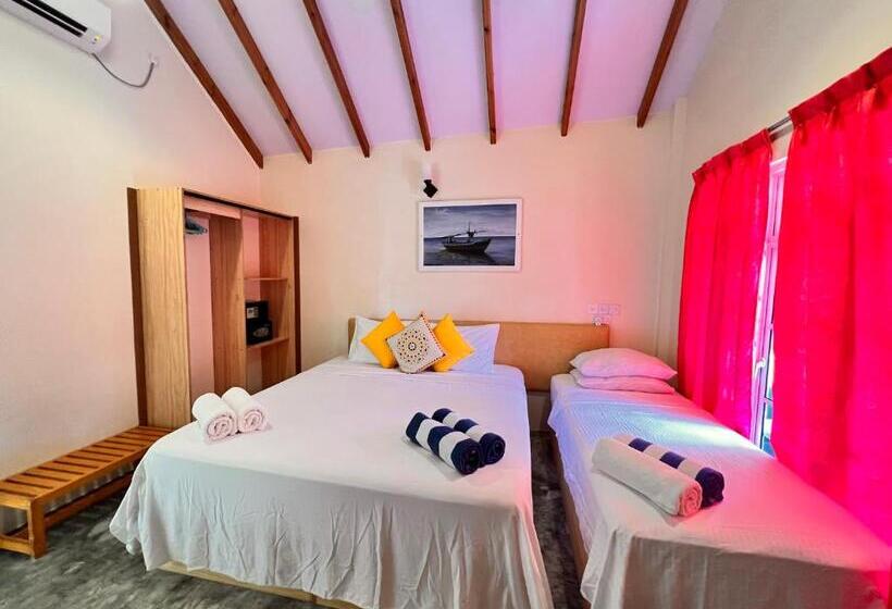 پانسیون Manta Stay Thoddoo, Maldives