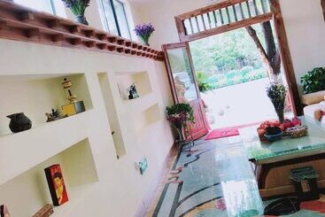 Xuanyuan Inn