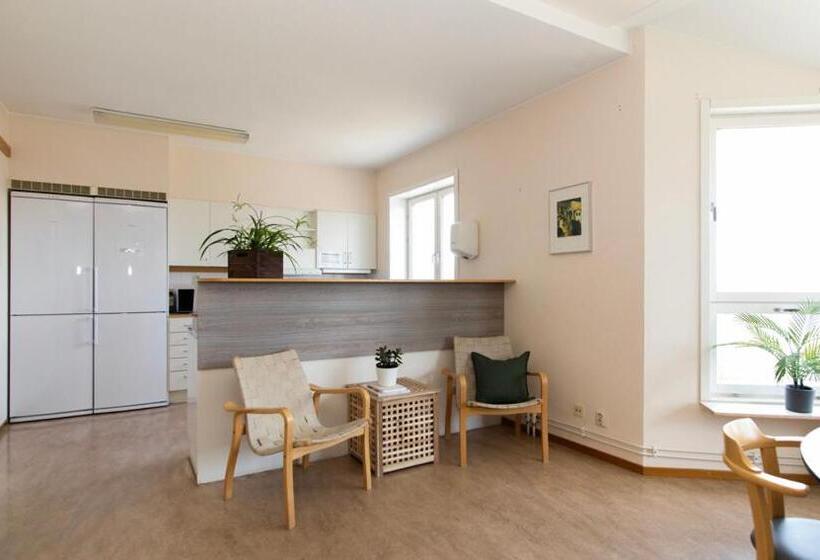 هاستل Härnösands Folkhögskolas Bed & Breakfast
