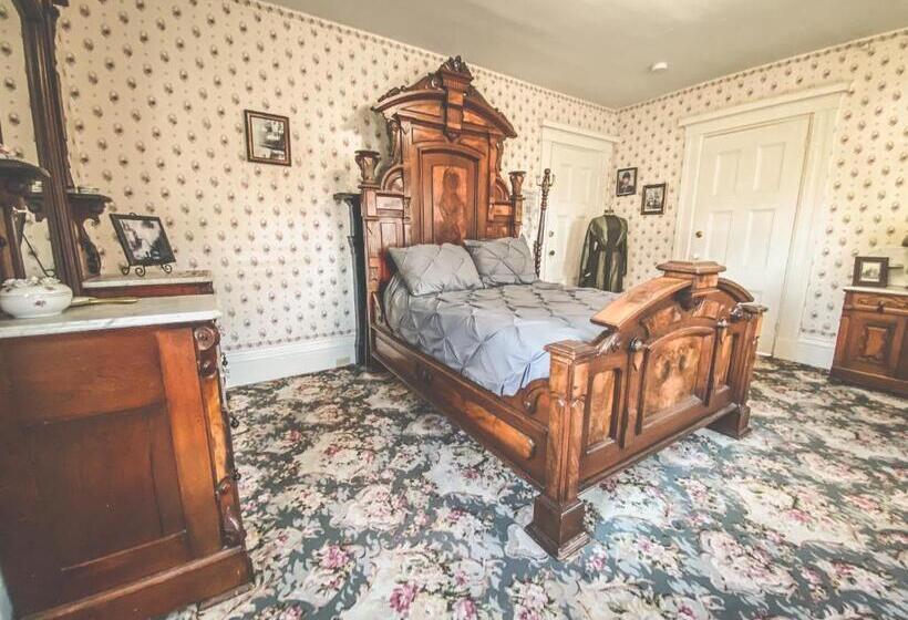 צימר Lizzie Borden House