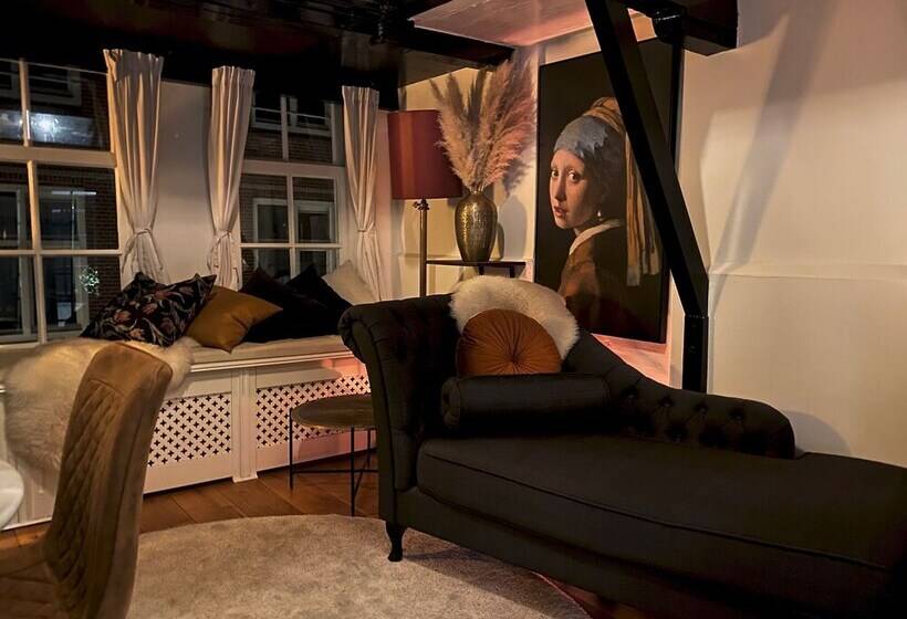 צימר The Enlightened House Luxury Suites