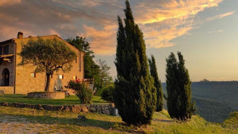 فندق Agriturismo E Maneggio Poggio Leone