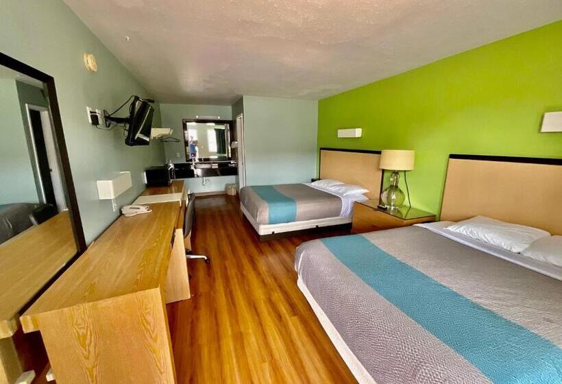 בית מלון כפרי Country Yard Inn And Suites
