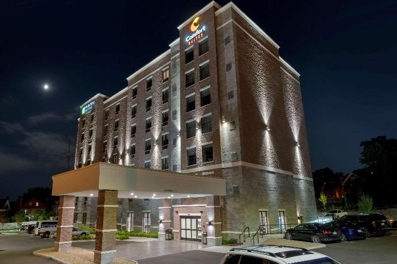 Отель Mainstay Suites Cincinnati University Uptown