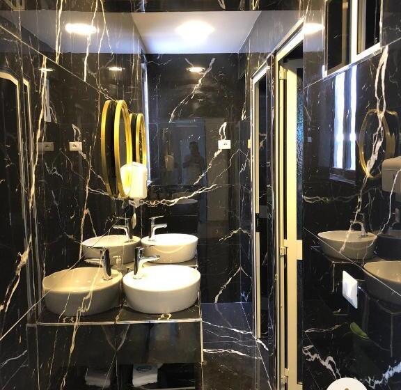 هتل Qetesia Te Indriti