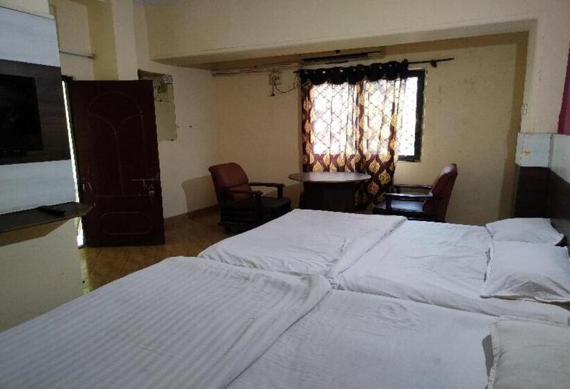 Отель Spot On Baba Classic Near Secundrabad Railway Station