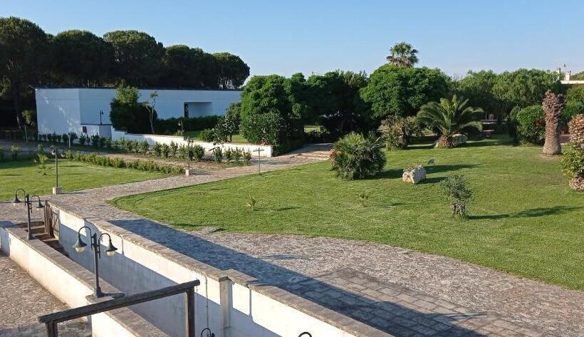 Отель Tenuta Don Monaco Agriturismo
