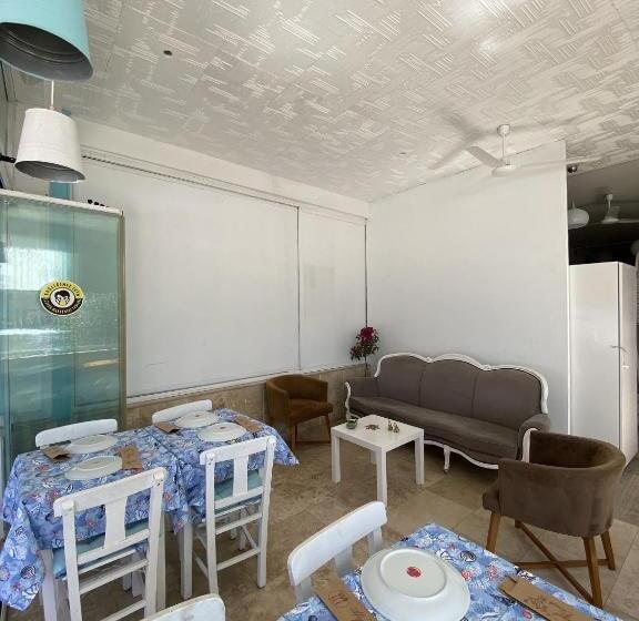 Larimar Hotel Cesme