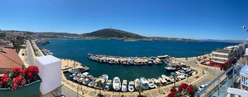 Larimar Hotel Cesme