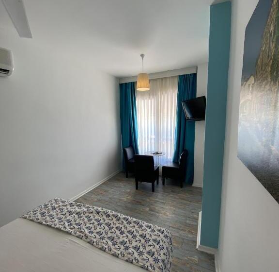 Larimar Hotel Cesme