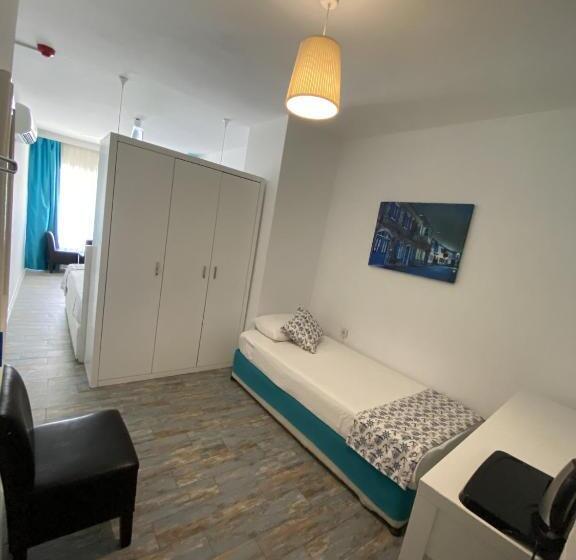 Larimar Hotel Cesme