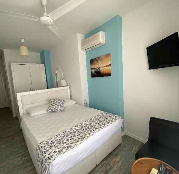 Larimar Hotel Cesme