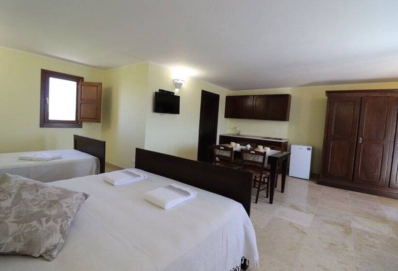 پانسیون B B With Swimming Pool Tenuta Agrumi Del Salento Triple Deluxe Citrus Attic
