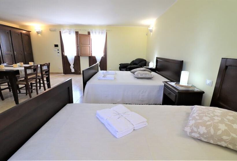 پانسیون B B With Swimming Pool Tenuta Agrumi Del Salento Triple Deluxe Citrus Attic