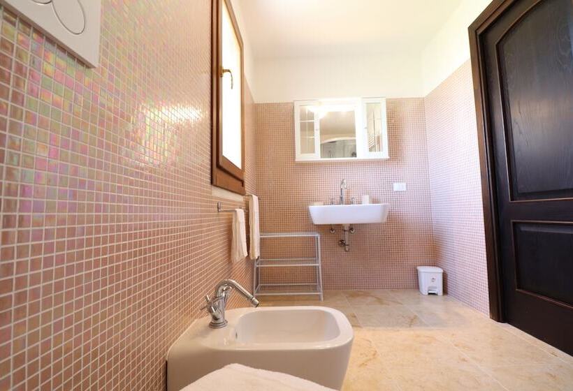 پانسیون B B With Swimming Pool Tenuta Agrumi Del Salento Triple Deluxe Citrus Attic