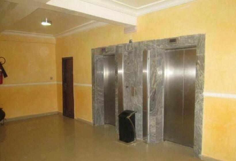 پانسیون Room In Apartment Ayalla Hotels Suites Abuja Royal Suite