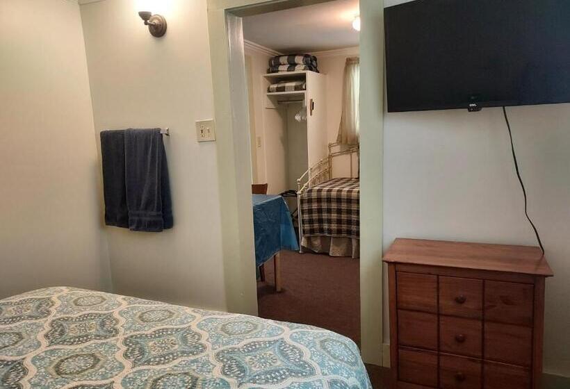 Serenity Motel