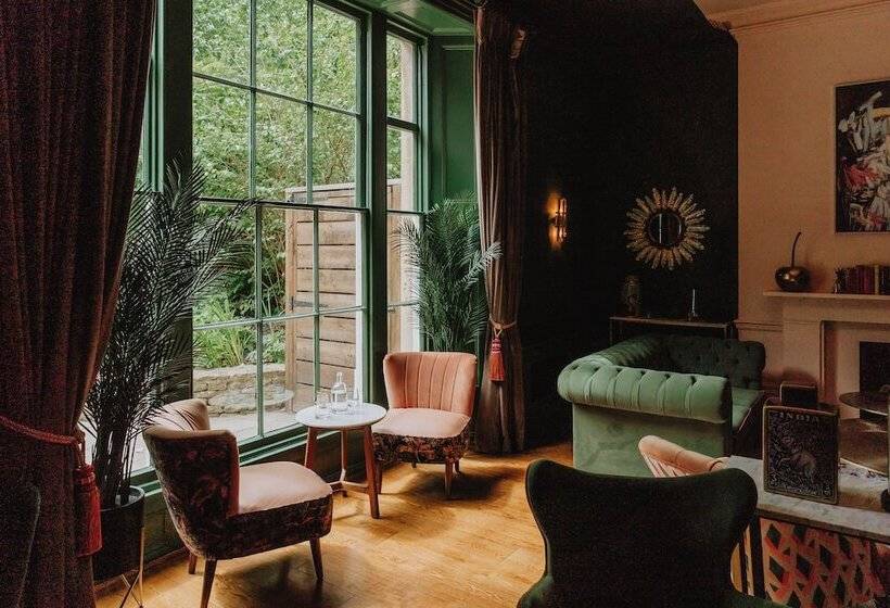 هتل Ingleside House