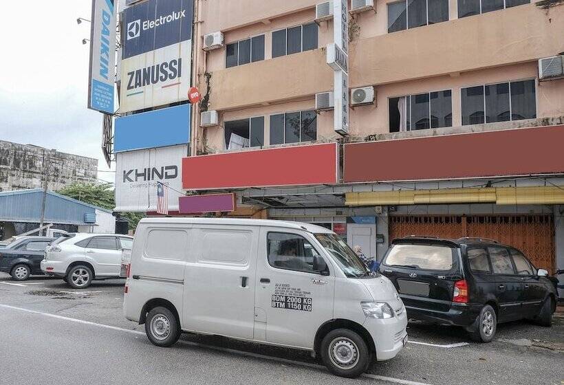 فندق Oyo 90167  Tiara