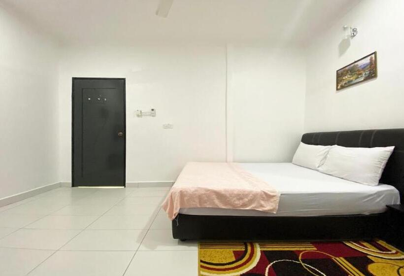 هتل Oyo 90230 Dh Residence