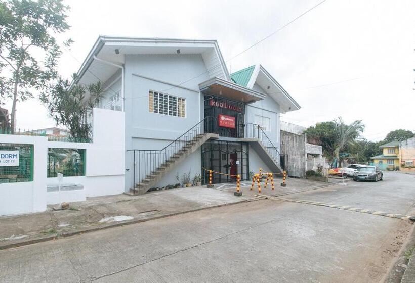 هتل Reddoorz At V Cloud Hills Near De La Salle Dasmarinas Cavite