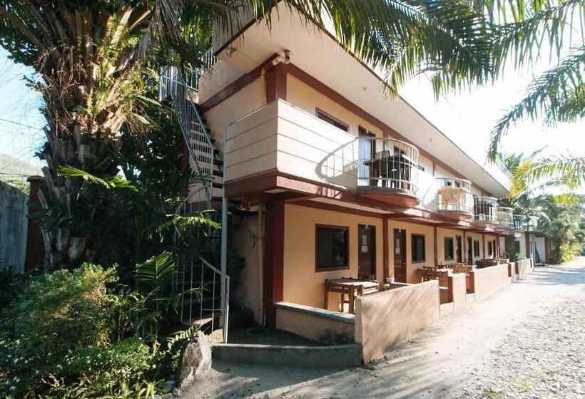 هتل Reddoorz Hostel At Megans Paradisio Beach Resort