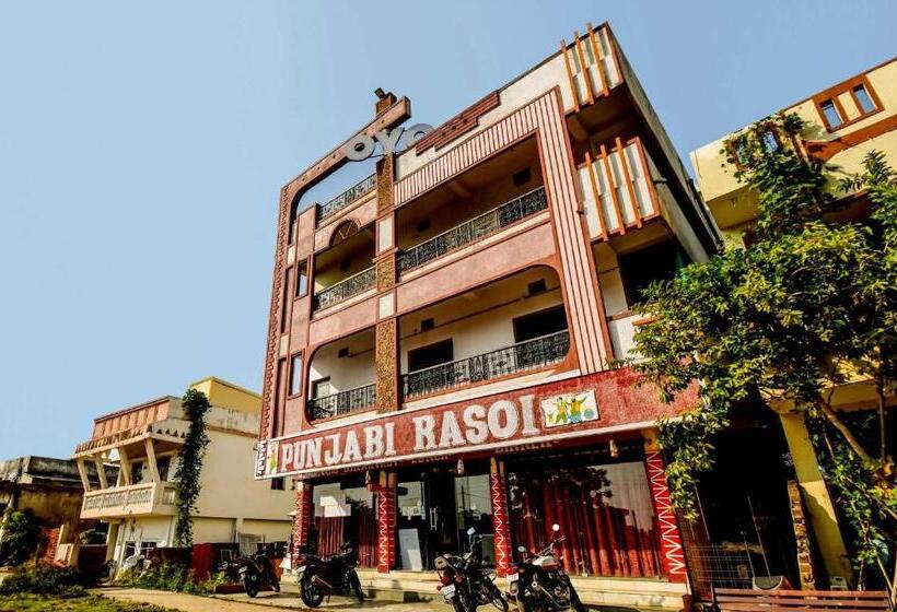 فندق Spot On 76369 Grand