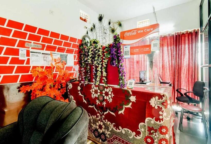 فندق Spot On 76369 Grand