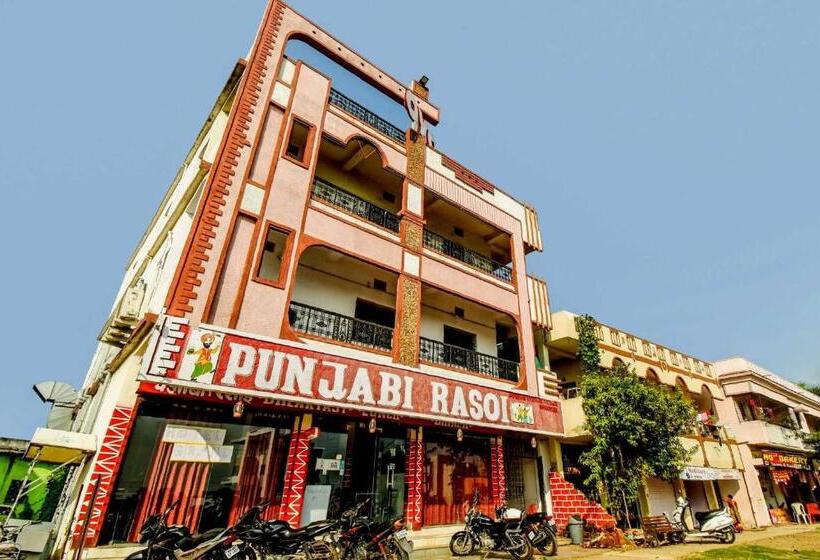 فندق Spot On 76369 Grand