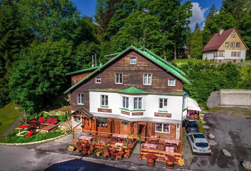 پانسیون Penzion Sofinata & Pizzeria špindlerův Mlýn