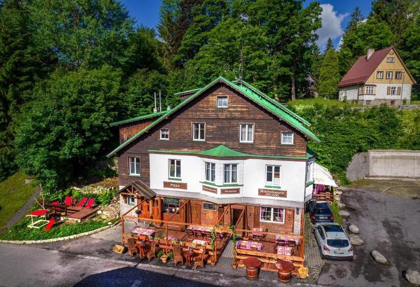 پانسیون Penzion Sofinata & Trattoria Lucio špindlerův Mlýn