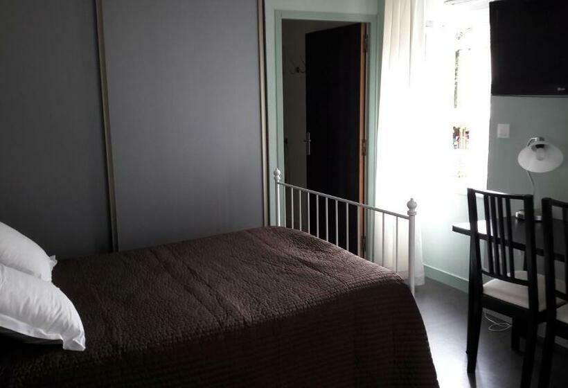 Bed and Breakfast Les Pierres Folles