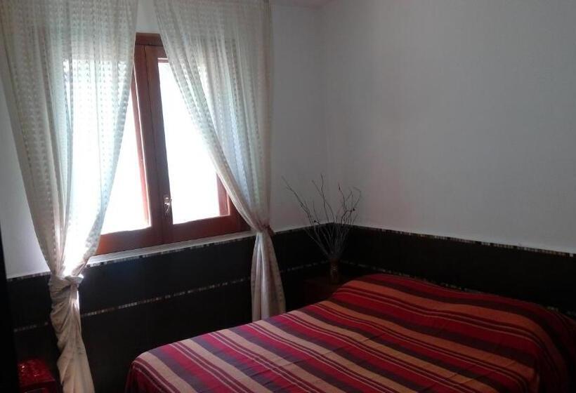 تختخواب و صبحانه Stanza In Villa Con Giardino Vista Mare