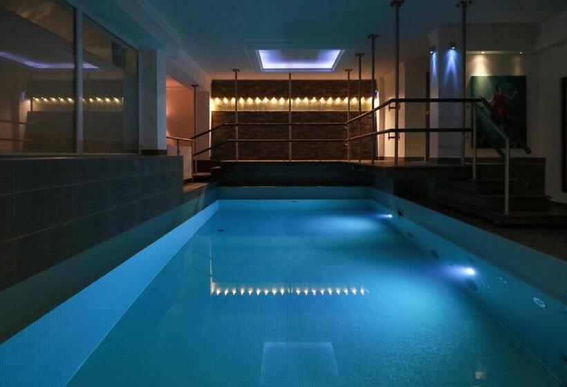 Haverkamp Suites