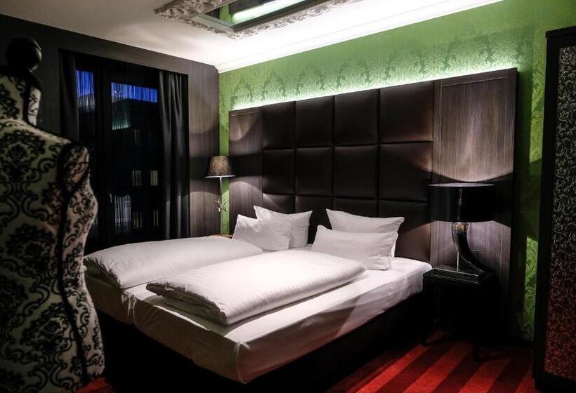 Haverkamp Suites