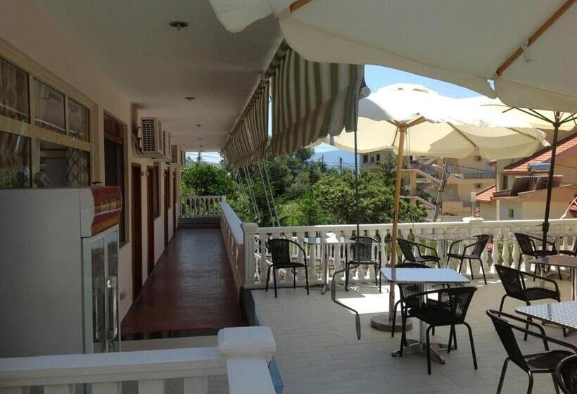 בית מלון כפרי Aurora