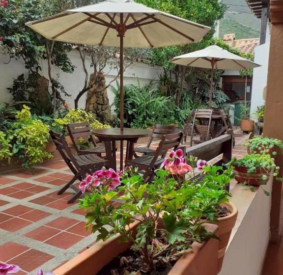 هتل Casona Santo Domingo